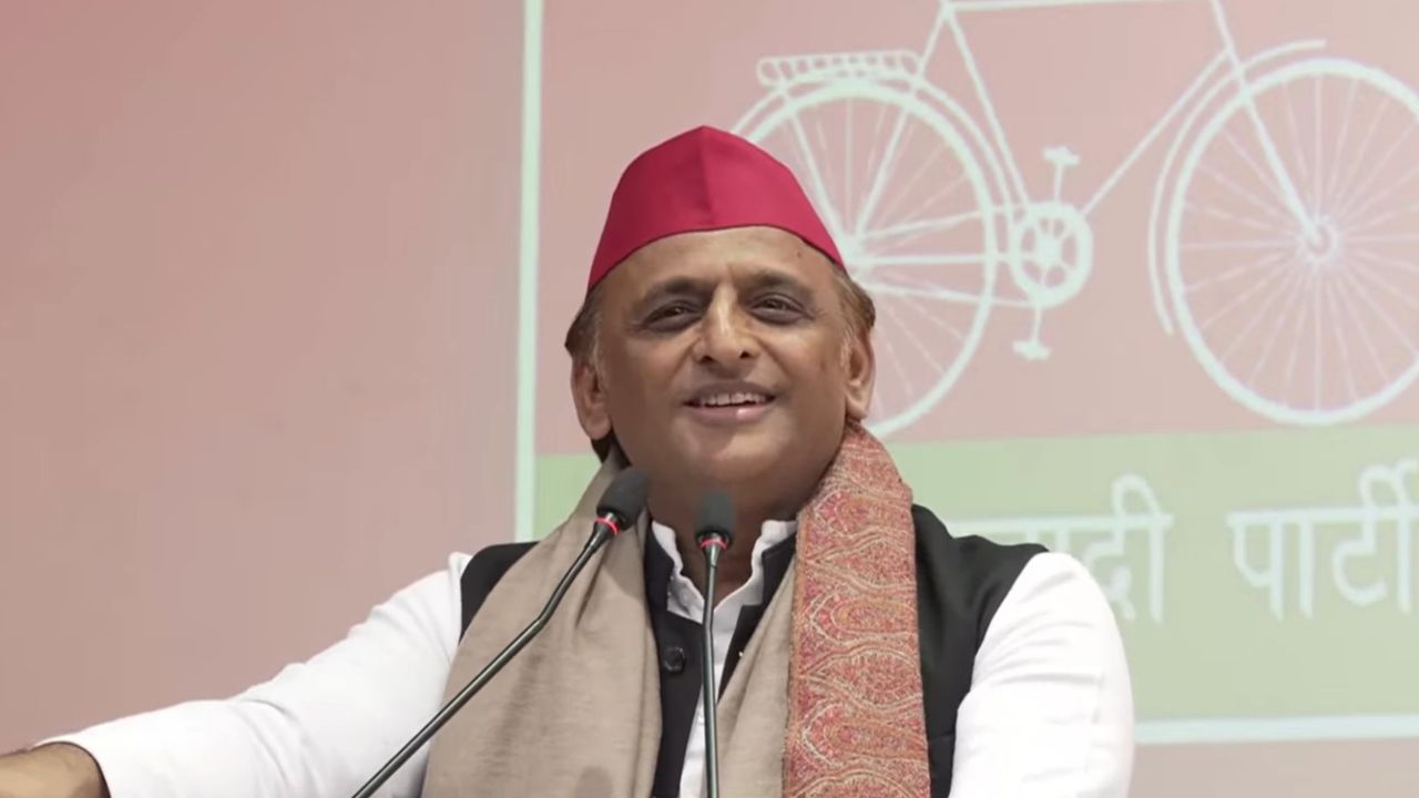 “BJP हारने लगती है तो चुनाव आयोग के पीछे छिप जाती है”, अखिलेश यादव का दावा- पकड़े गए 19 लाख फर्जी वोटर