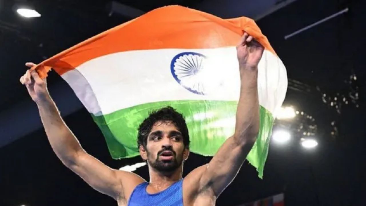 Asian Games 2026: 11 साल की उम्र में खोए माता-पिता, अब World Champion को हराकर जीता Gold, Aman Sehrawat ने रचा इतिहास