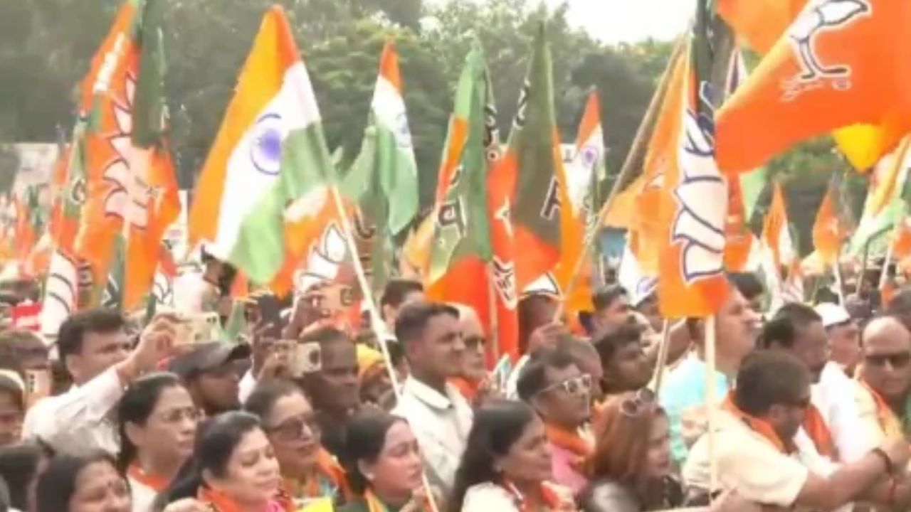 अराजकता के खिलाफ पटना की सड़कों पर उतरी बीजेपी, मुख्यमंत्री सम्राट चौधरी के नेतृत्व में निकली विशाल पदयात्रा