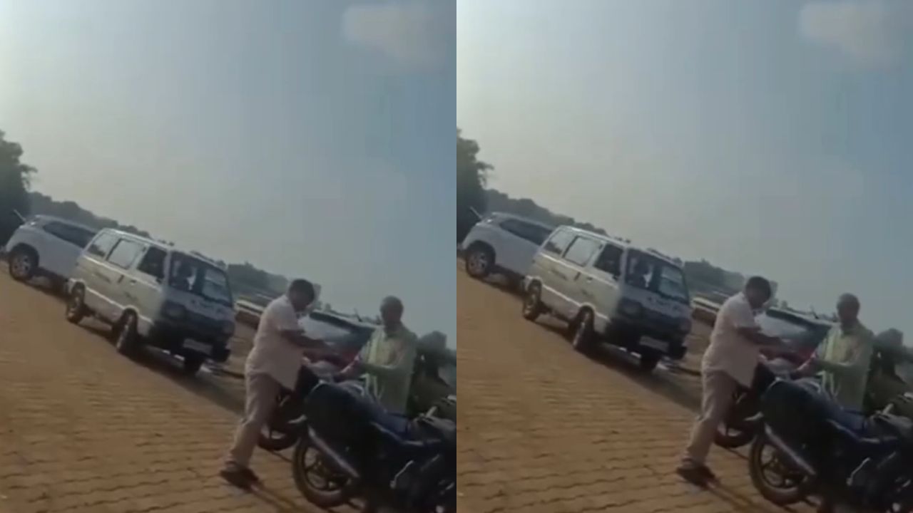 Siddharthnagar: BSA कार्यालय के बाबू पर 20 हजार रुपये मांगने का आरोप, वायरल वीडियो के बाद जांच और कार्रवाई पर नजर