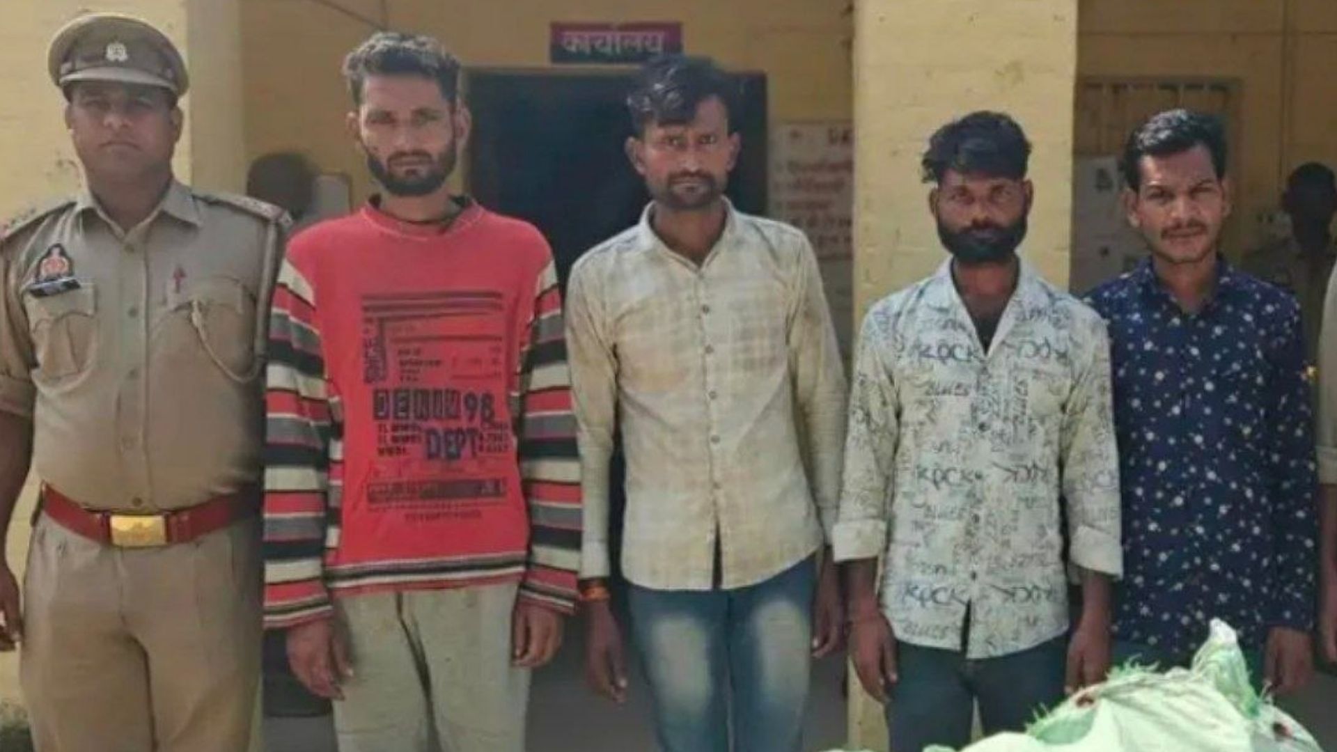 बरेली में बिजली के तार चोरी करने वाले चार आरोपी गिरफ्तार, 25 किलो एल्युमिनियम तार बरामद