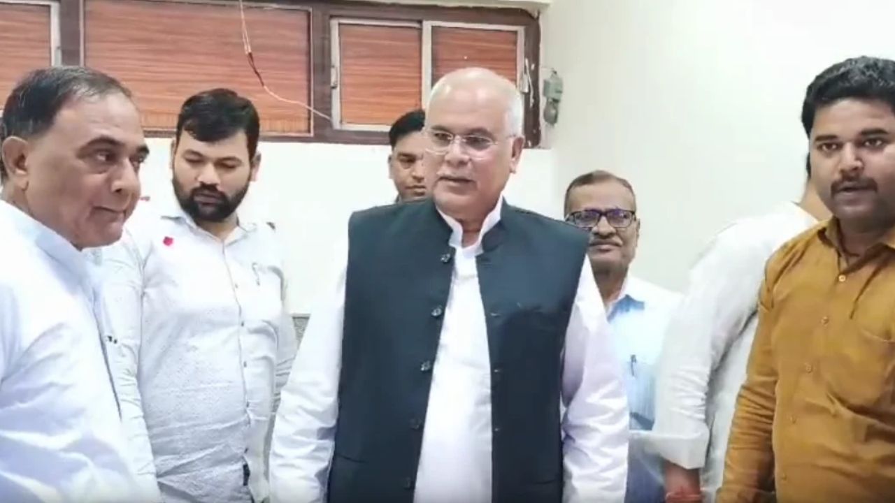 पेपर लीक से लेकर वोट चोरी के मुद्दों पर बीजेपी पर बरसे भूपेश बघेल, बोले – युवाओं के भविष्य और अधिकारों से हो रहा खिलवाड़