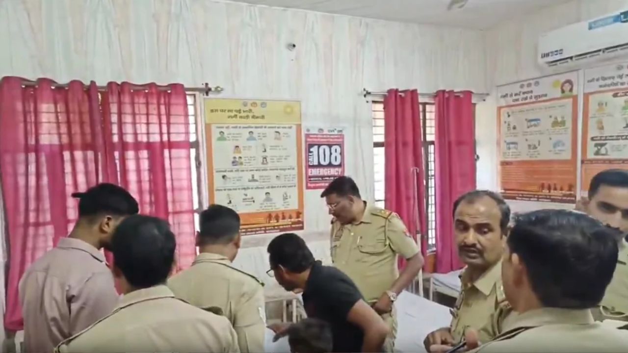 फर्रुखाबाद में भीषण सड़क हादसा, बाइक और ट्रैक्टर की टक्कर में मासूम बच्ची की मौत, एक गंभीर घायल