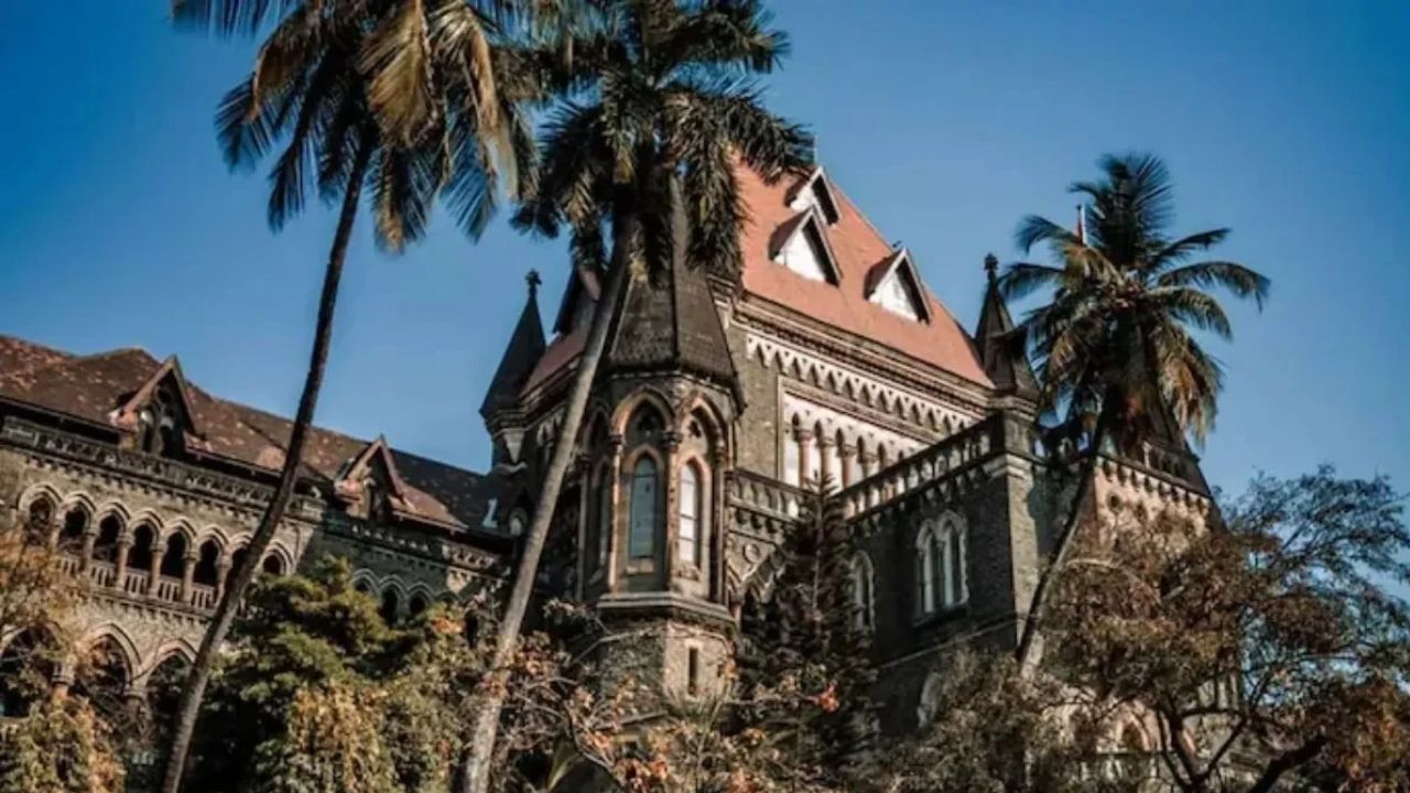 शांतिपूर्ण प्रदर्शन करना मौलिक अधिकार, लेकिन प्रदर्शनकारियों की पृष्ठभूमि भी देखे पुलिस: बॉम्बे हाईकोर्ट