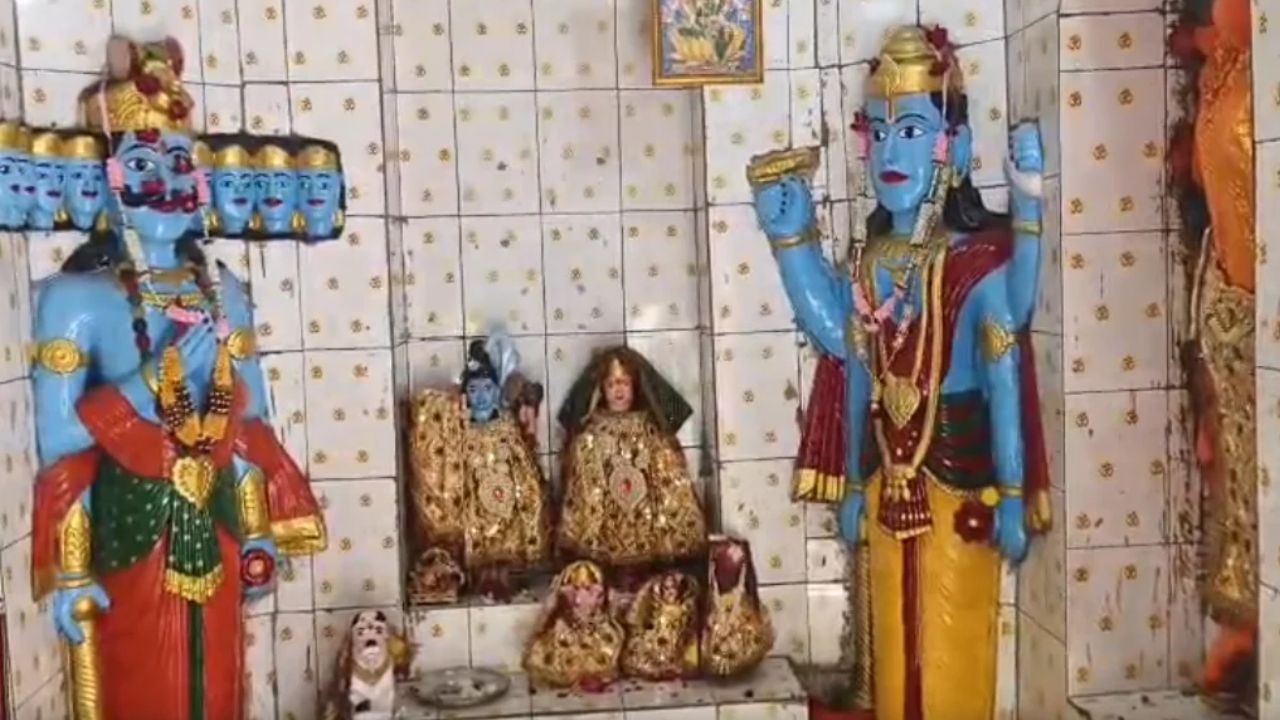 देशभर में रावण दहन, लेकिन बदायूं में होती है पूजा! जानें शिवभक्त रावण के मंदिर का रहस्य