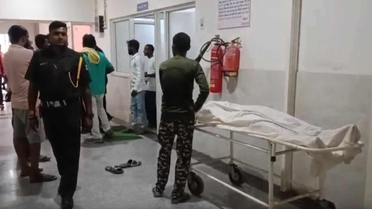 चंदौली में दर्दनाक हादसा: 17 साल के इकलौते बेटे की मौत, चचेरा भाई गंभीर घायल