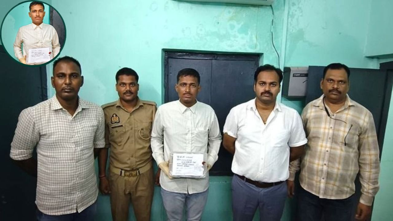 Ballia: अचानक घर में घुसते ही बलिया पुलिस के उड़े होश! लाखों की साइबर ठगी का पर्दाफाश