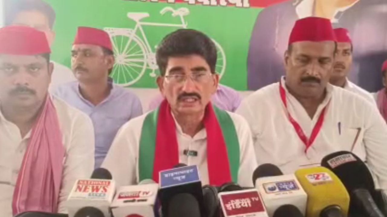 SIR को लेकर सपा जिलाध्यक्ष का सरकार और निर्वाचन आयोग पर हमला, बोले- मताधिकार से खिलवाड़ बर्दाश्त नहीं