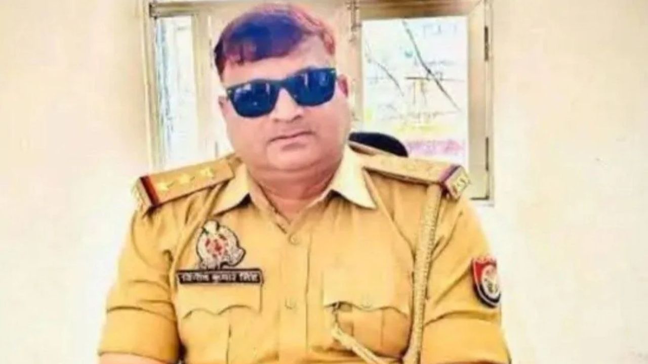 UP News: न्यायालय की सख्ती के बाद देवरिया में बड़ी कार्रवाई, सलेमपुर कोतवाल विनोद कुमार सिंह सस्पेंड