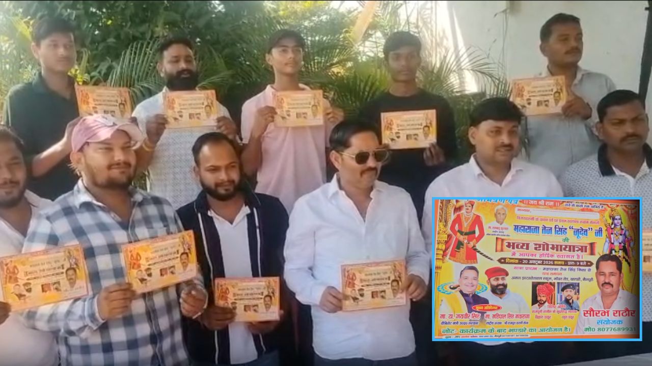 Mainpuri: बिना ड्राइवर के पीछे दौड़ी कार, CCTV फुटेज देखकर मचा हड़कंप!