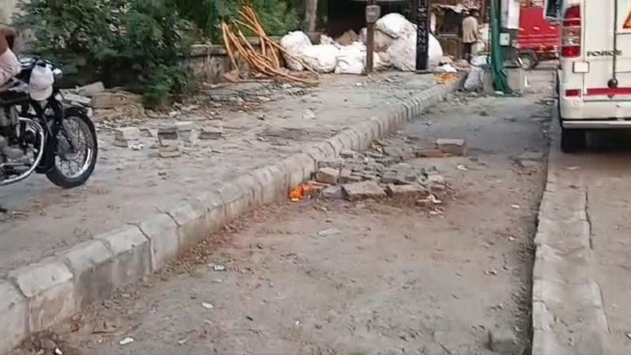 जनता के पैसों की बर्बादी या अफसरों की मिलीभगत? झांसी में 60 करोड़ के विकास कार्यों पर उठे गंभीर सवाल