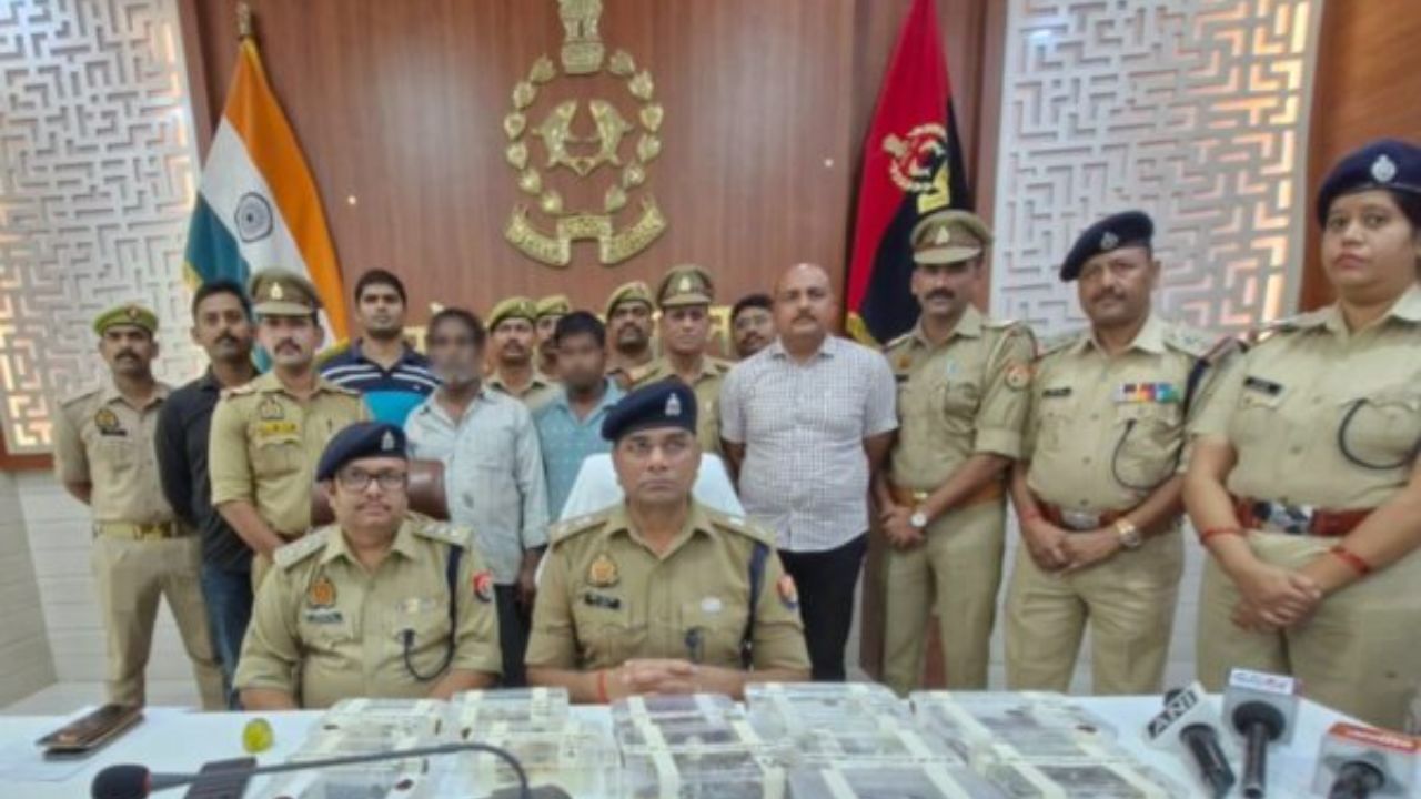 रेलवे कॉलोनी में चोरों का तांडव, 50 लाख के जेवरात और नकदी के साथ पिता-पुत्र गिरफ्तार, शाहपुर पुलिस का बड़ा खुलासा
