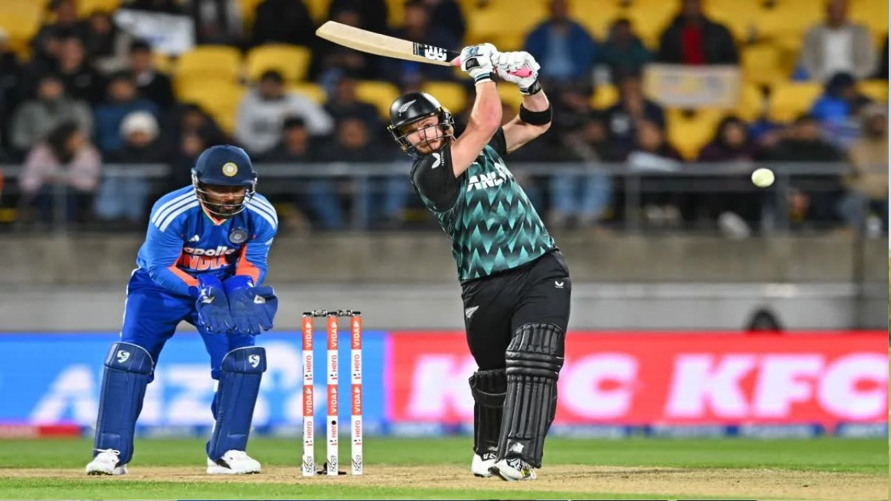IND vs NZ 4th T20: न्यूजीलैंड ने भारत को दिया 260 रन का विशाल लक्ष्य, ग्लेन फिलिप्स ने ठोका तूफानी शतक