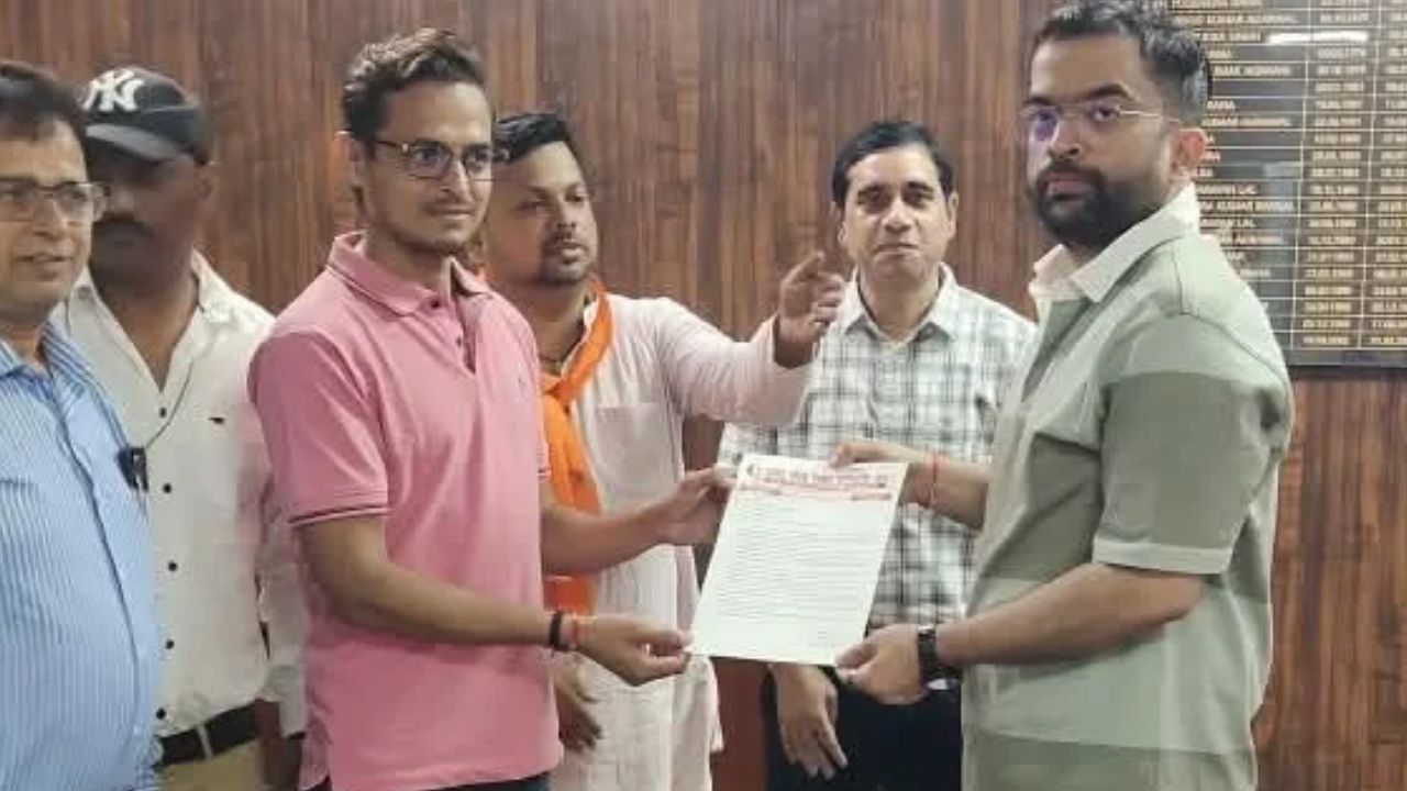 8th Pay Comission: रेलवे कर्मचारियों के बोनस और 8वें वेतन आयोग पर सवाल, मनाया चेतावनी सप्ताह