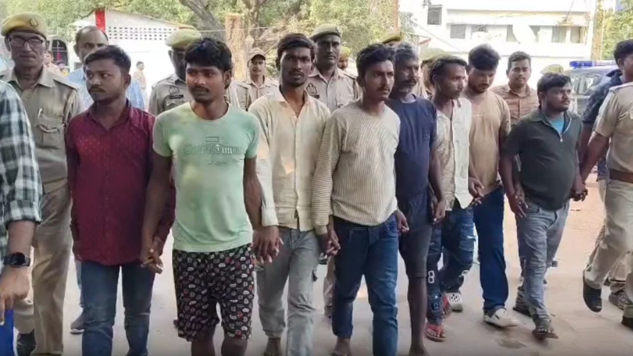दिन में फेरीवाले, रात में सेंधमार: मिर्जापुर में शहद-खिलौने बेचने वाले शातिर चोरों के अंतरराज्यीय गिरोह का पर्दाफाश