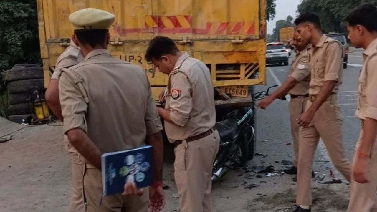 भाई की बाइक, हाईवे का सन्नाटा और मौत का डंपर: बरेली हादसे में दो सगे भाइयों समेत तीन युवकों की मौत