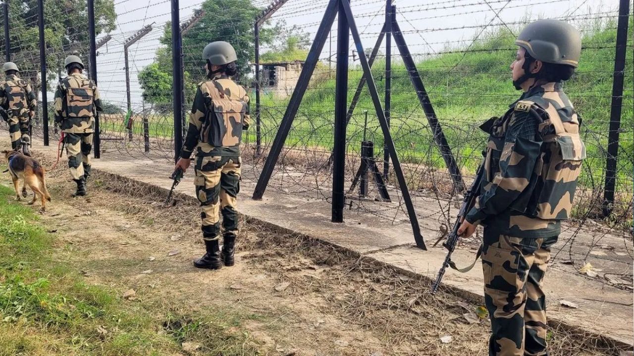 Punjab Border पर 2 संदिग्ध घुसपैठियों की मौत, Pakistan ने Indian Diplomat को किया तलब
