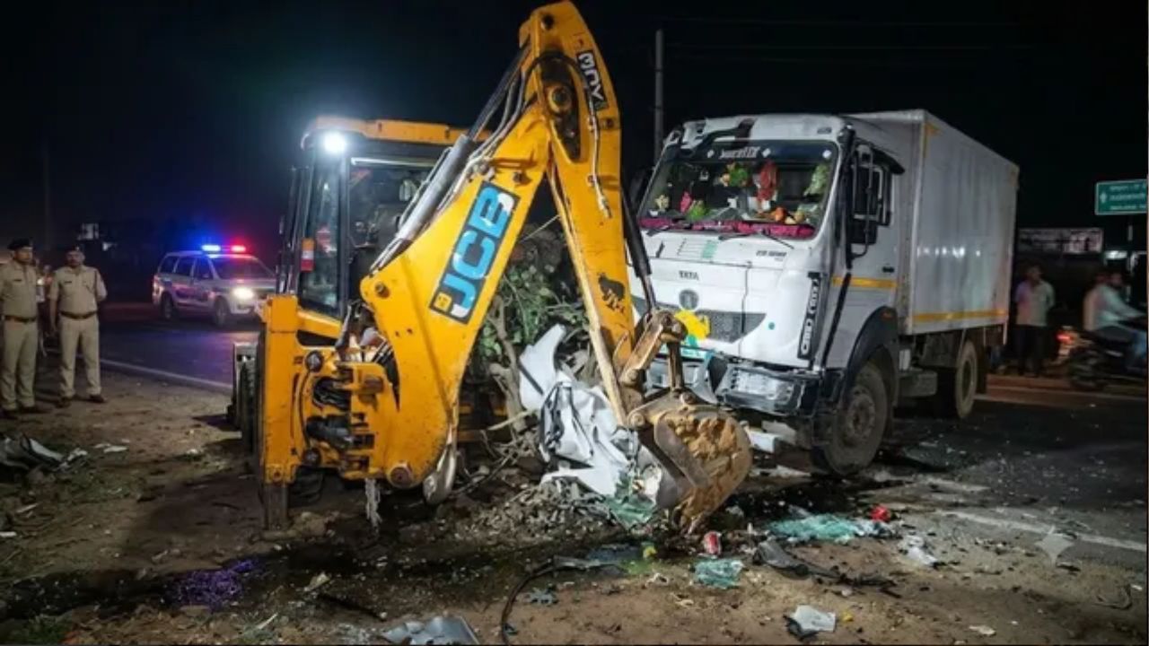 सगाई की खुशियां मातम में बदलीं! नूंह में ट्रॉले की टक्कर से तीन युवकों की दर्दनाक मौत