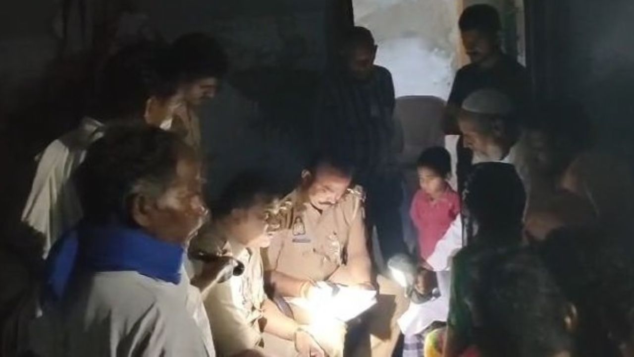 रायबरेली में हाईवोल्टेज ड्रामा: शादी की जिद पर अड़ी किशोरी मोबाइल टावर पर चढ़ी, गांव में मची अफरा-तफरी