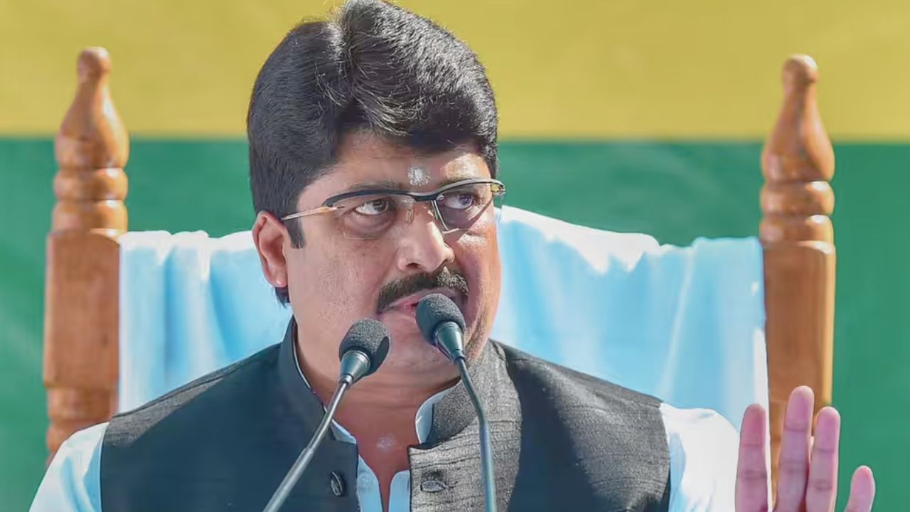 राजा भैया को जान से मारने की धमकी, सोशल मीडिया पर मिले आपत्तिजनक संदेश, भदोही में दर्ज हुई FIR