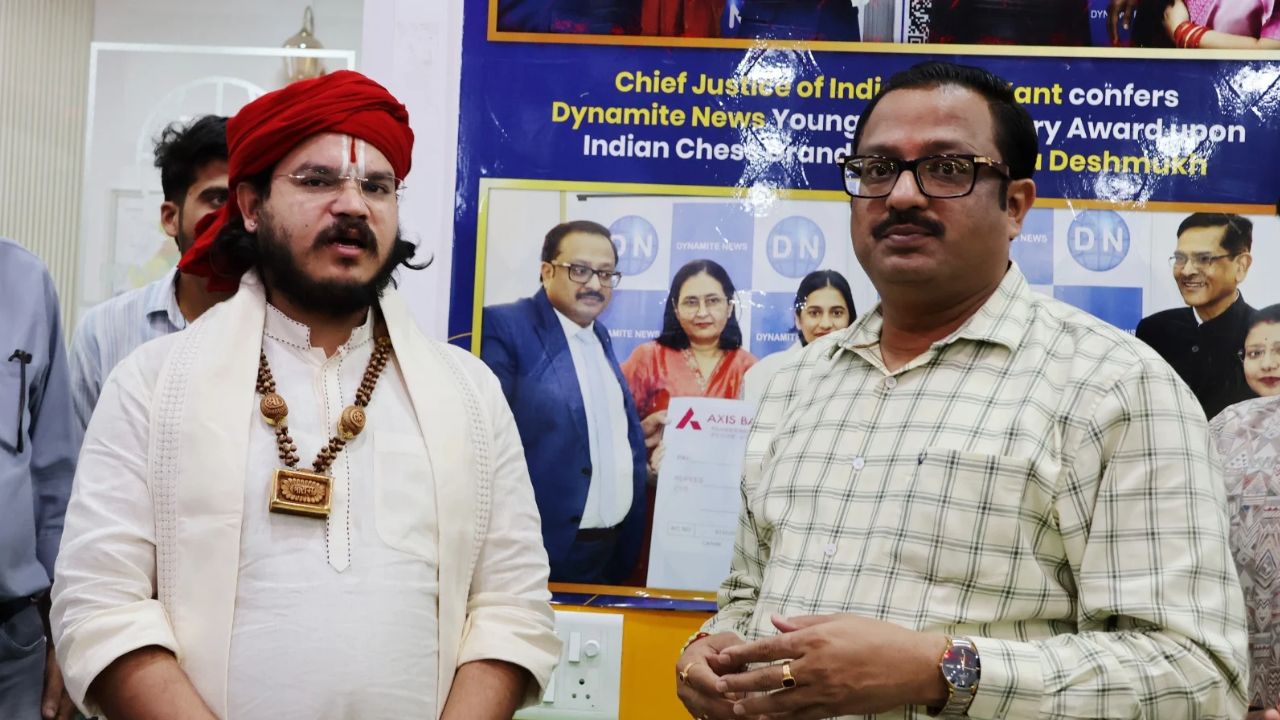 डाइनामाइट न्यूज़ के हेड ऑफिस पहुंचे आचार्य रामचंद्र दास, नकारात्मक खबरों की होड़ पर कही बड़ी बात