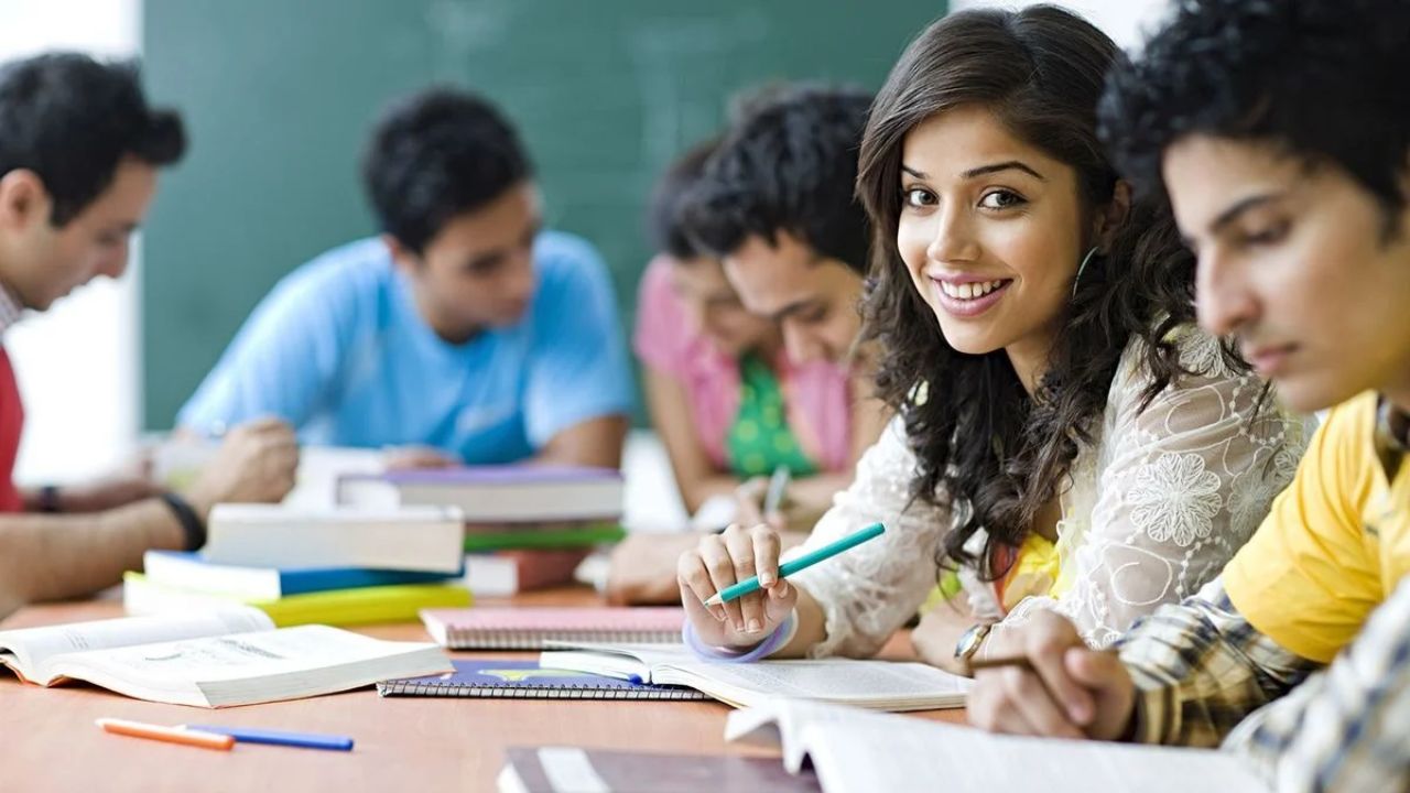 सरकारी नौकरी का बड़ा अवसर: SSC CHSL भर्ती के लिए आवेदन की समय सीमा पास, जल्द करें अप्लाई