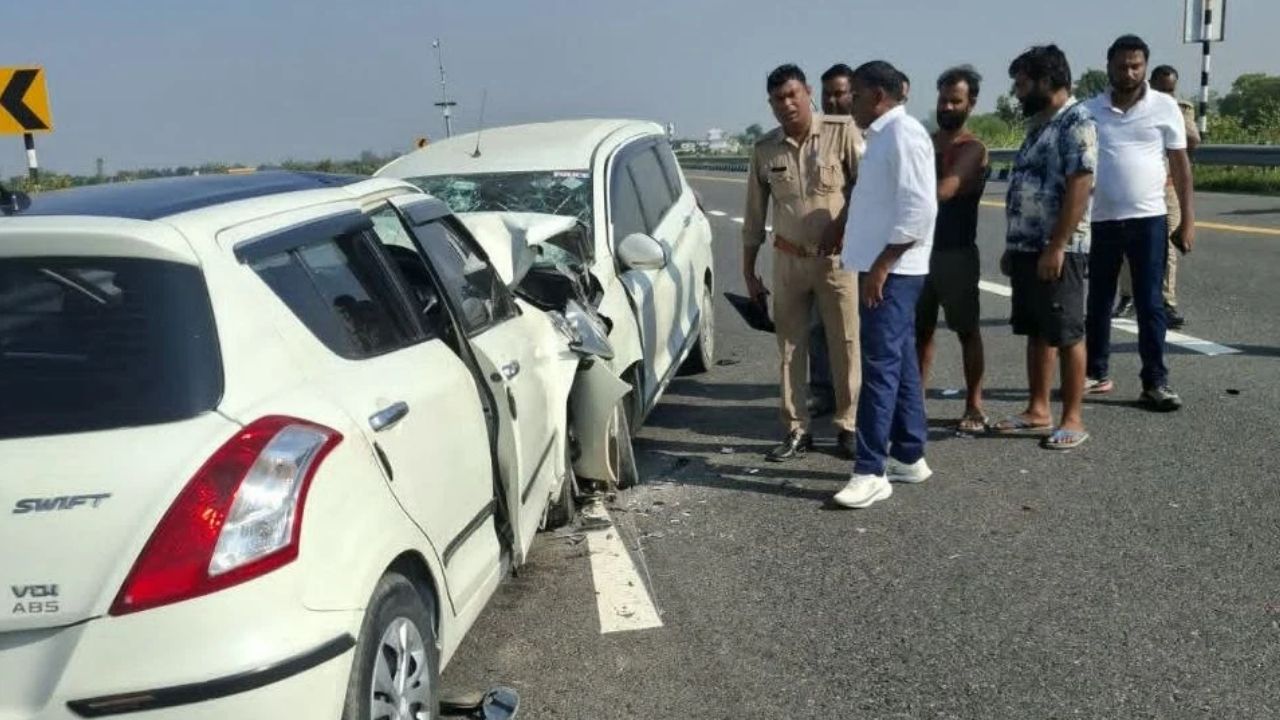 पूर्वांचल एक्सप्रेसवे पर दर्दनाक हादसा, कारों की भिड़ंत में दो की मौत