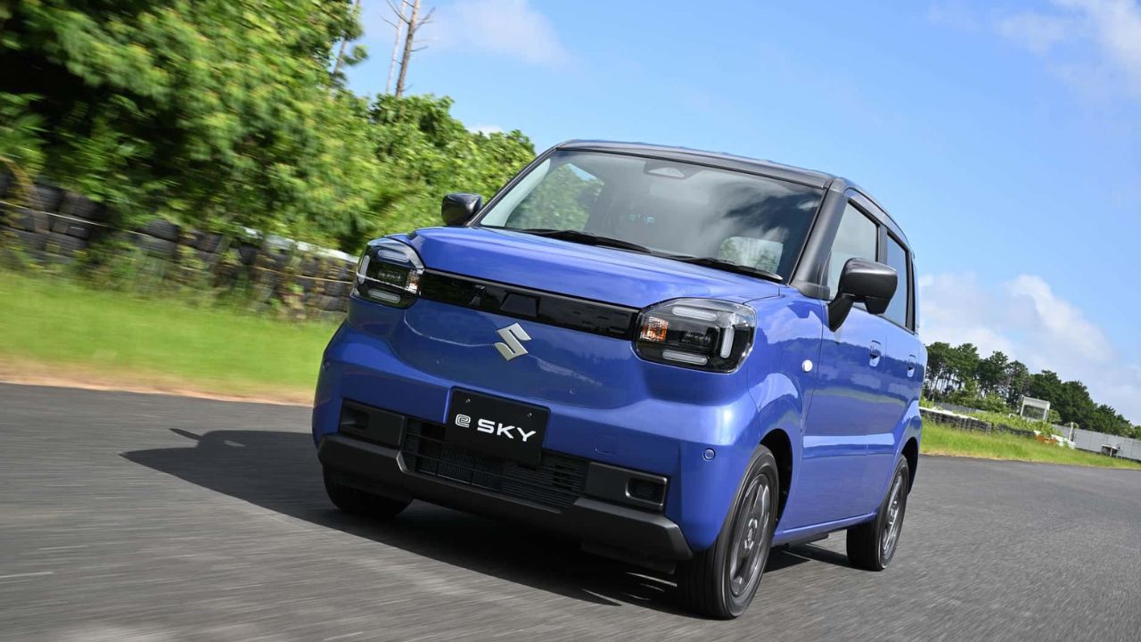 भारत में जल्द आ सकती है Suzuki की किफायती Electric Car, सिंगल चार्ज में तय करेगी 310 किलोमीटर की दूरी, जानिये कीमत