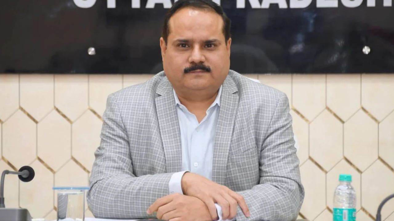 यूपी में वोटर लिस्ट को लेकर चुनाव आयोग सख्त, डीएम को रोजाना करनी होगी समीक्षा