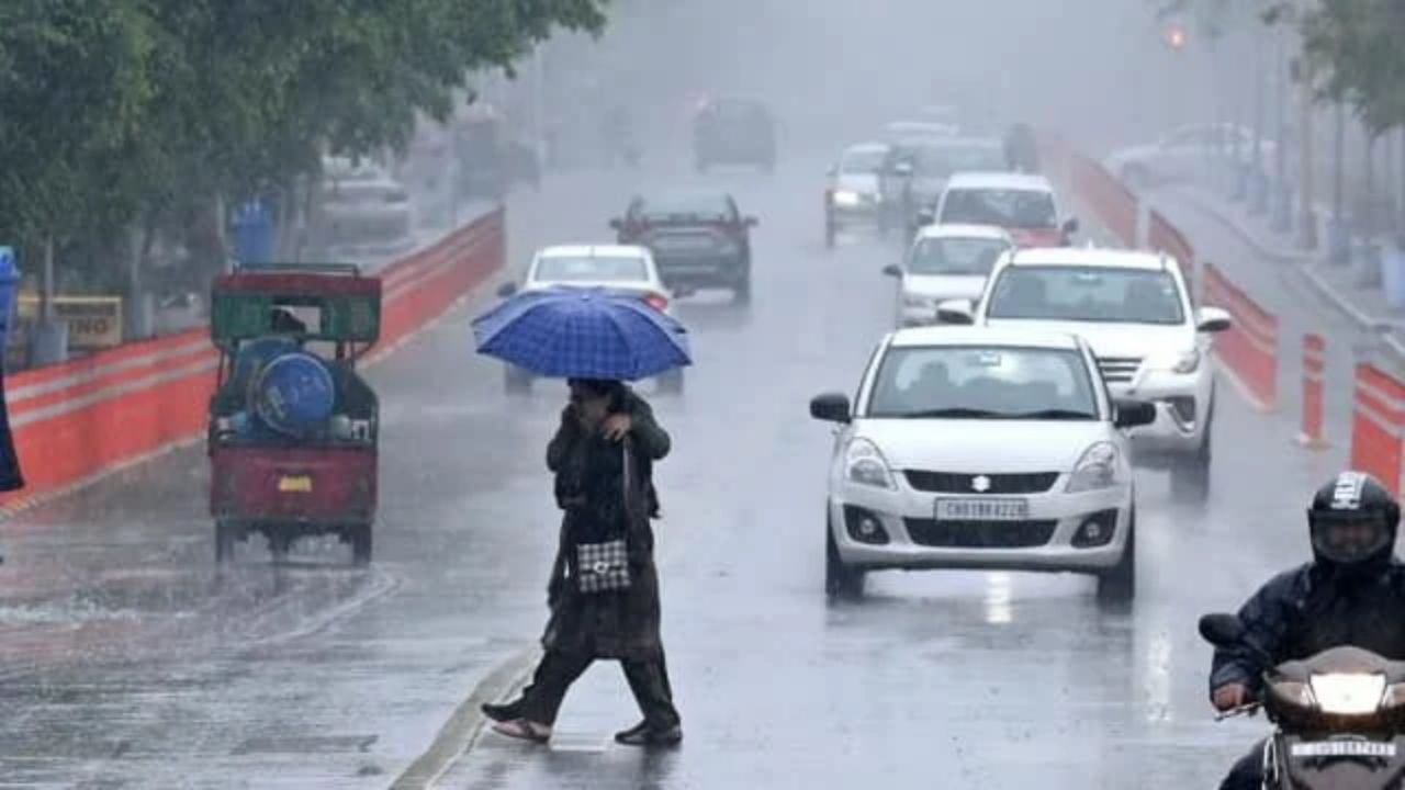 यूपी में मौसम ने ली करवट: छाएंगे काले बादल, 10 अक्टूबर तक गरज-चमक के साथ बारिश का बड़ा अलर्ट