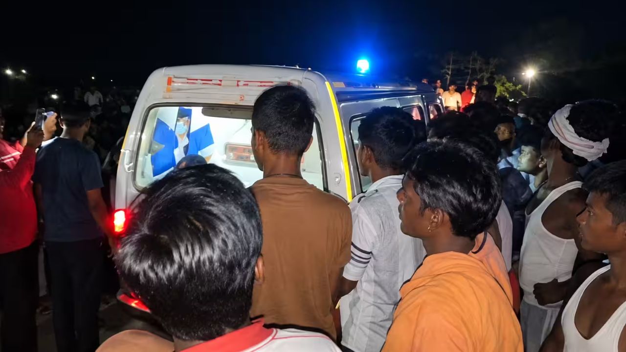 बिहार नाव हादसा: 13 की मौत, 7 लोगों को NMCH भेजा गया; रातभर रेस्क्यू ऑपरेशन जारी