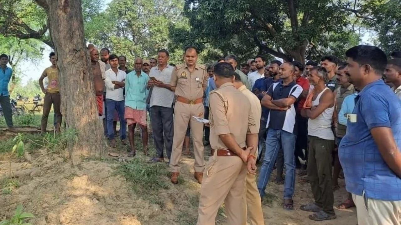 Sitapur News: पेड़ से लटके मिले शव ने खोले कई राज! मिश्रिख कोतवाली क्षेत्र में 23 वर्षीय युवक की संदिग्ध परिस्थितियों में मौत