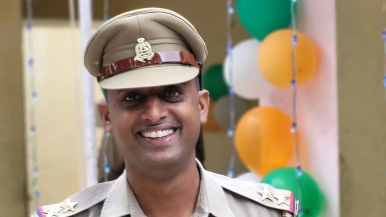 महराजगंज में दुर्गा विसर्जन में बवाल के बाद एक्शन, SP ने कोल्हुई थानेदार आलोक कुमार सिंह को किया सस्पेंड