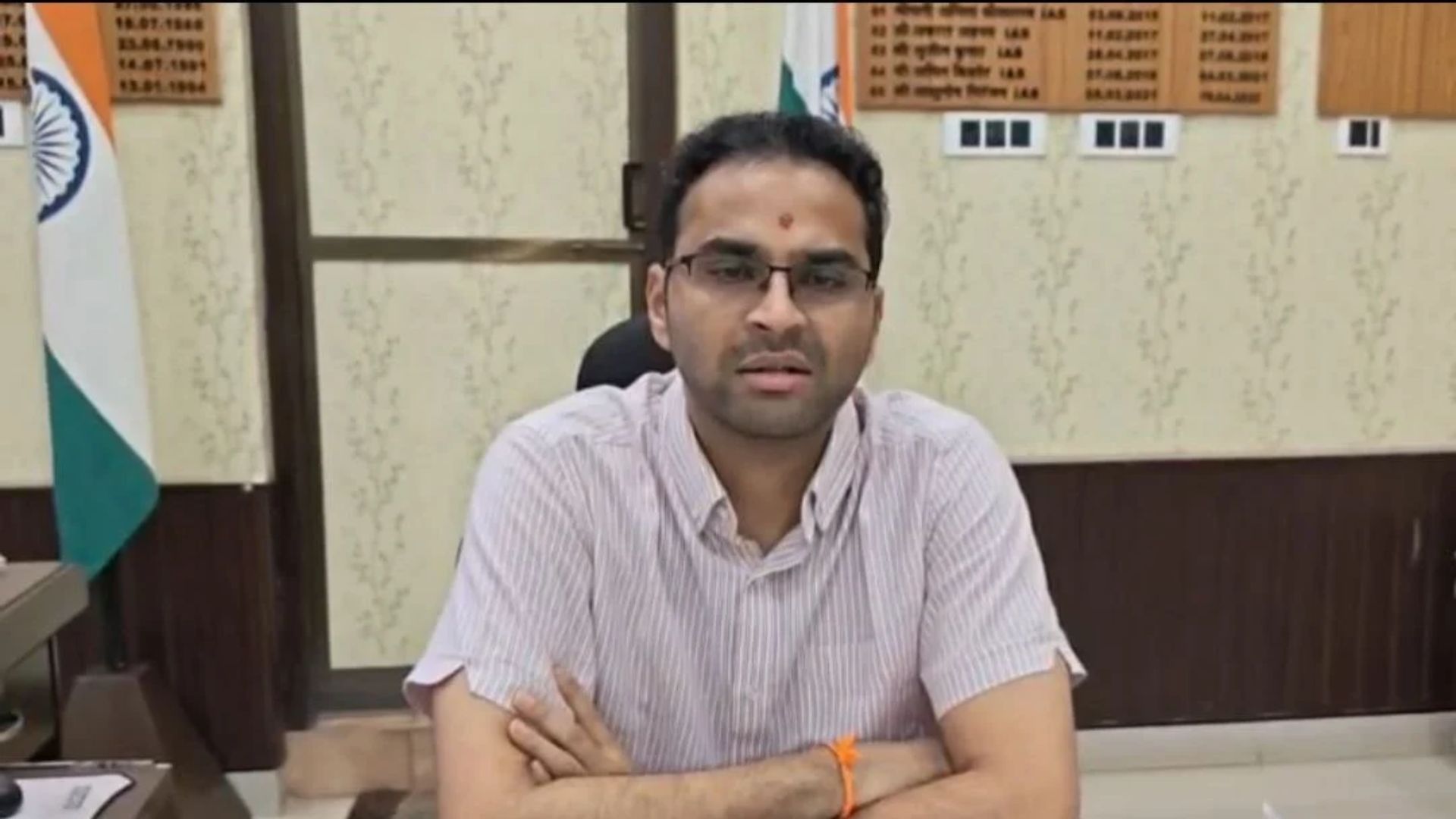 Deoria: शिक्षक निर्वाचन के लिए 23 अक्टूबर को विशेष अवकाश, DM ने दी स्वीकृति