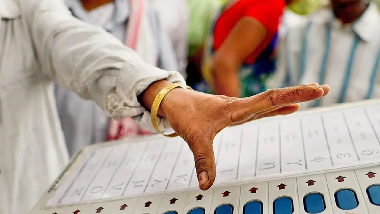 UP MLC Election: 23 अक्टूबर को वेस्ट यूपी की 5 सीटों पर वोटिंग, कड़े सुरक्षा बंदोबस्त