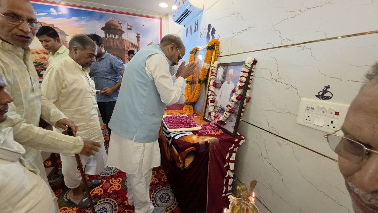 अंग्रेजों के सामने नहीं झुके रामप्रसाद भालोटिया: सिसवा में गूंजा वीर सपूत का शौर्य, मूर्ति स्थापना की मांग