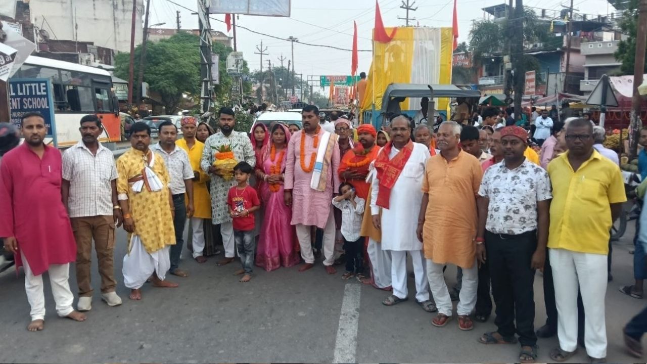 महराजगंज में भव्य बिल्वा निमंत्रण जुलूस का आयोजन, श्रद्धा और उत्साह का दिखा अनोखा संगम