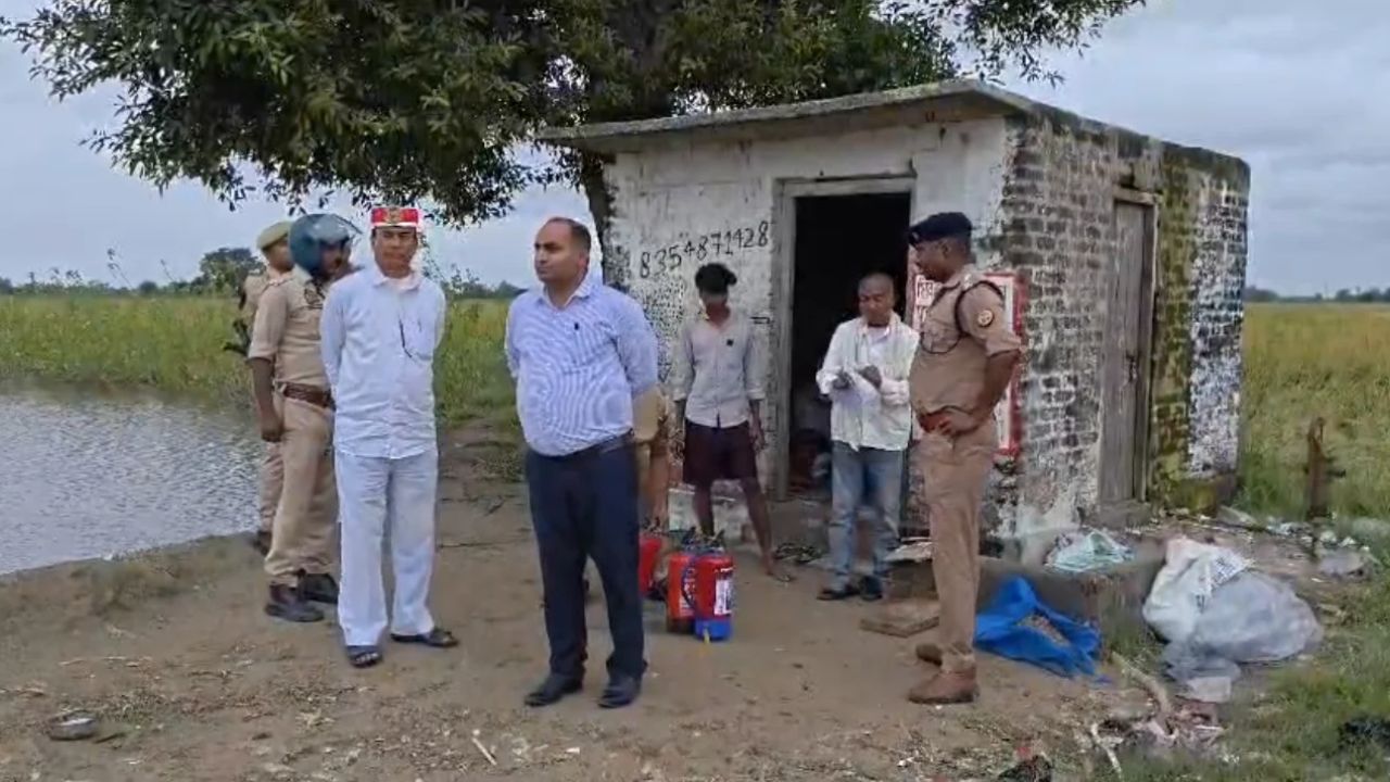 दिवाली से पहले पटाखा कारोबारियों पर प्रशासन का शिकंजा, अड्डा बाजार में SDM-CO का औचक निरीक्षण