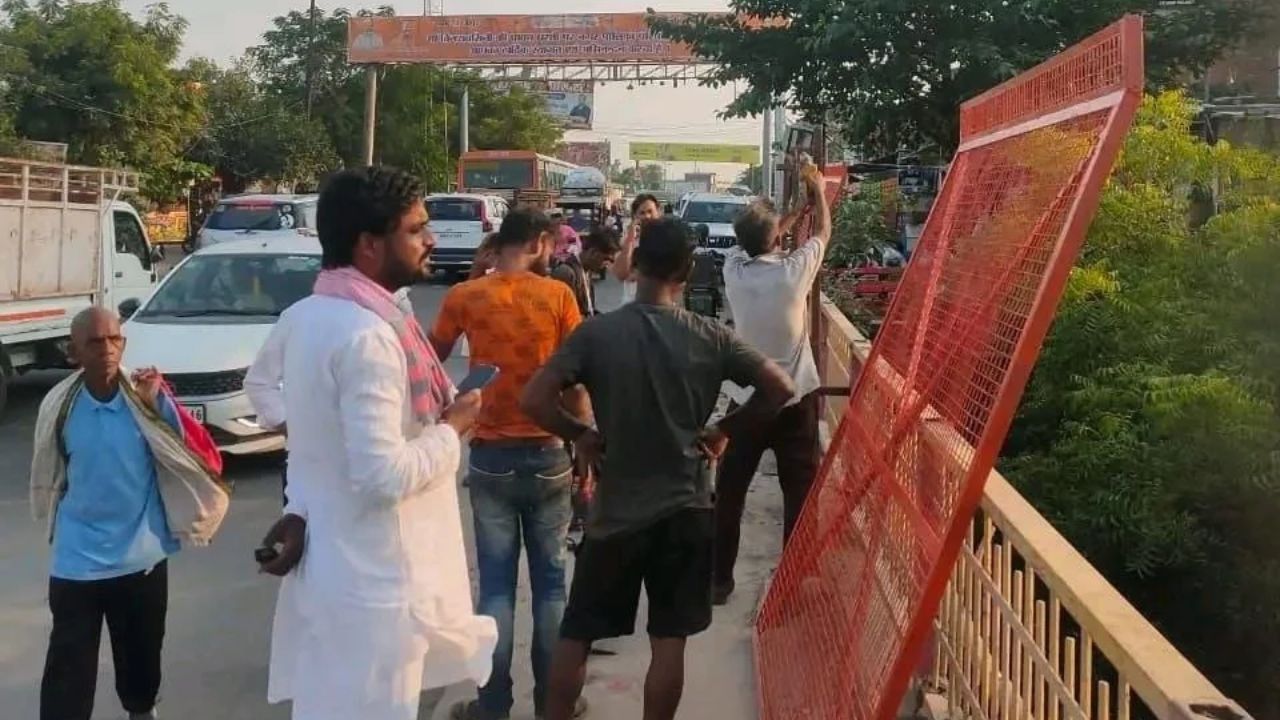 Mirzapur: शास्त्री सेतु पर हादसों को लेकर प्रशासन अलर्ट, घटनाओं को रोकने के लिए लग रही 2 KM लंबी जाली