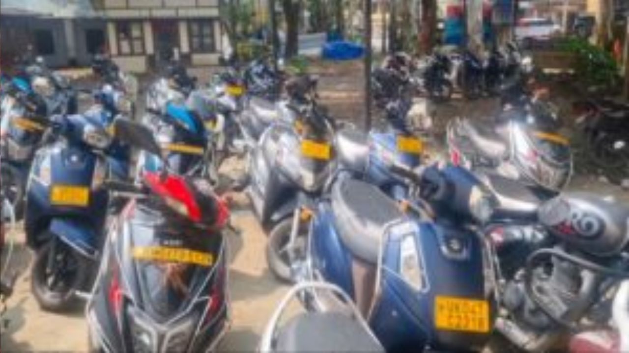 Haldwani News: टैक्सी परमिट वाली बाइक पर्यटक खुद नहीं चला सकेंगे, पुलिस ने 73 वाहन किए सीज