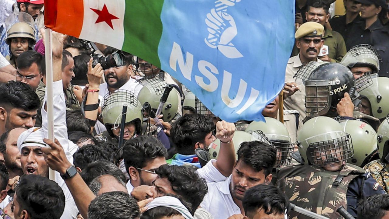 ज्ञानेश कुमार के इस्तीफे पर NSUI का हल्लाबोल, जंतर-मंतर को लेकर क्यों बढ़ा विवाद?