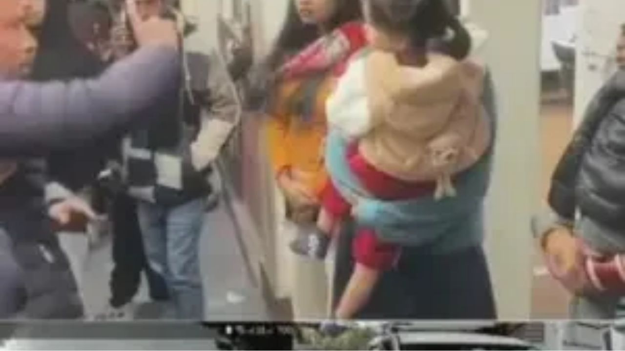 नैनीताल के बजून में कारों की टक्कर के बाद हंगामा, पर्यटकों और स्थानीय लोगों के बीच विवाद