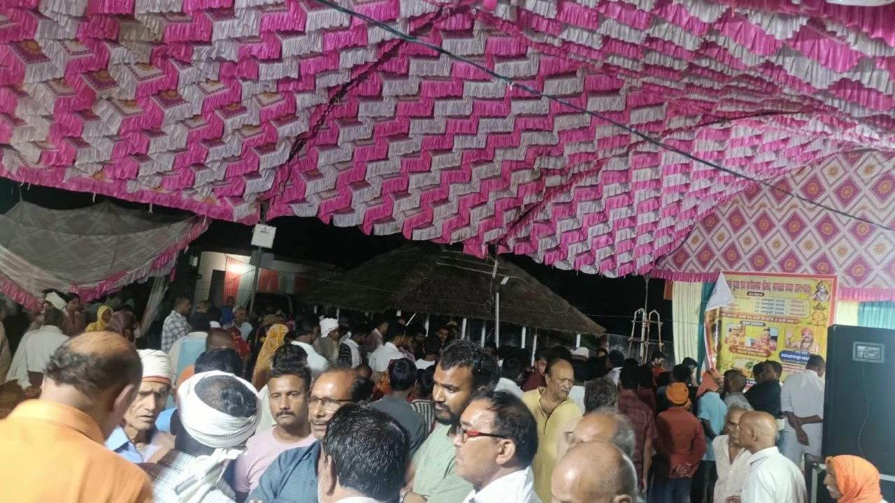 प्रतापगढ़ में दर्दनाक हादसा: भागवत कथा के दौरान गैस सिलेंडर फटा, महिला की मौत, 3 झुलसे