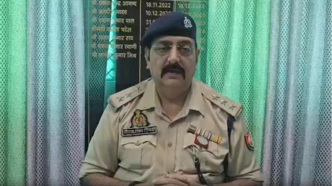 शादीशुदा महिला की गांव के युवक से बढ़ीं नजदीकियां, फिर खेत की पगडंडी पर मिला शव; पति ने लगाया हत्या का आरोप