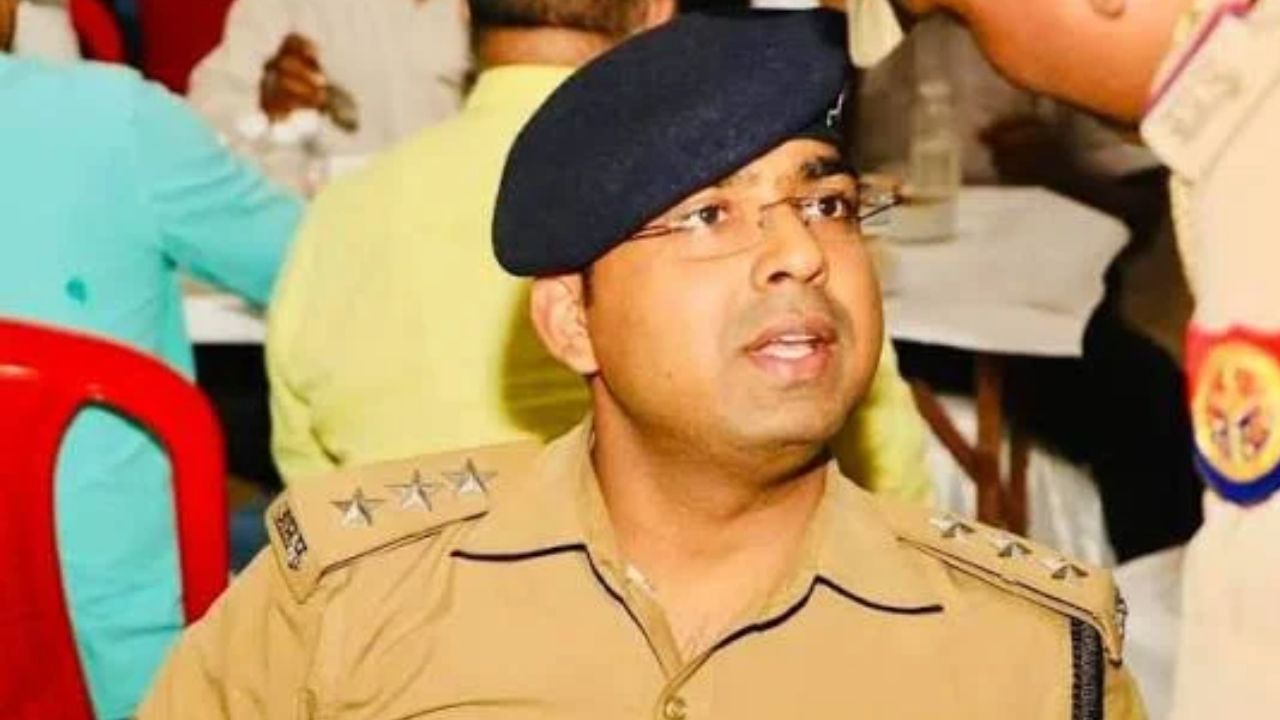 शिवा हत्याकांड: श्रद्धा दुबे केस में एक और एक्शन, इंस्पेक्टर और DCP के बाद ACP रजनीश वर्मा हटाए गए, नोएडा से है लिंक