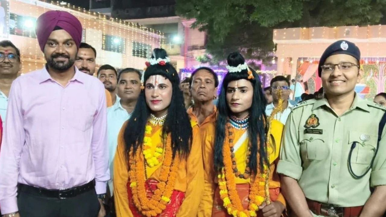 सुल्तानपुर में धूमधाम से मनाया गया दशहरा, रावण दहन के साथ गूंजा जय श्रीराम