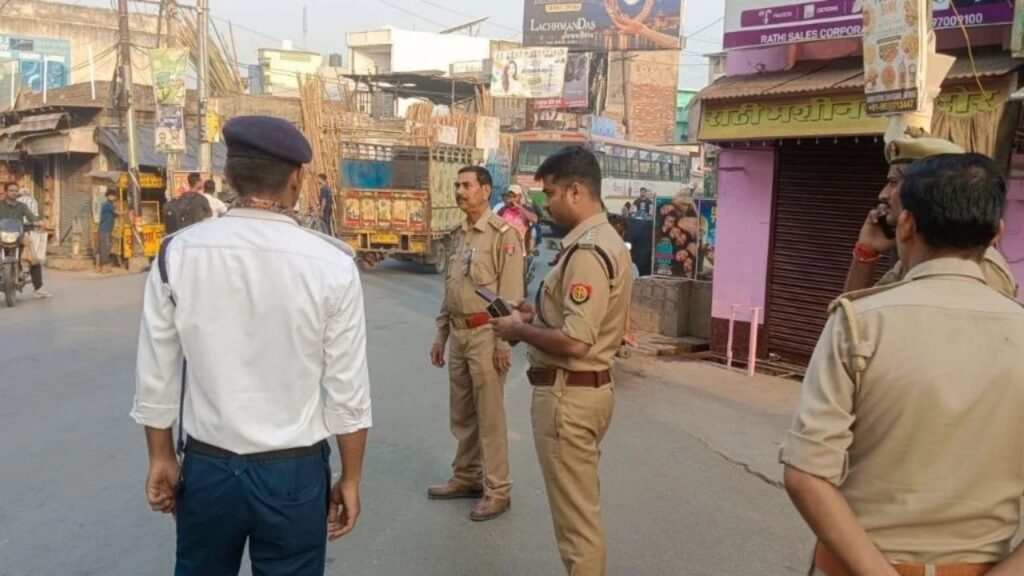 हाथरस में PET परीक्षा