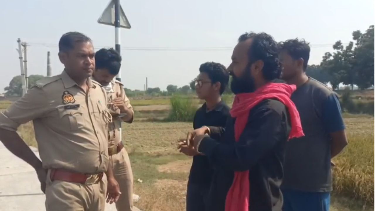 मुंह-हाथ बांधकर किशोर को ले गए बदमाश, 20 किलोमीटर दूर बाइक से कूदकर बचा