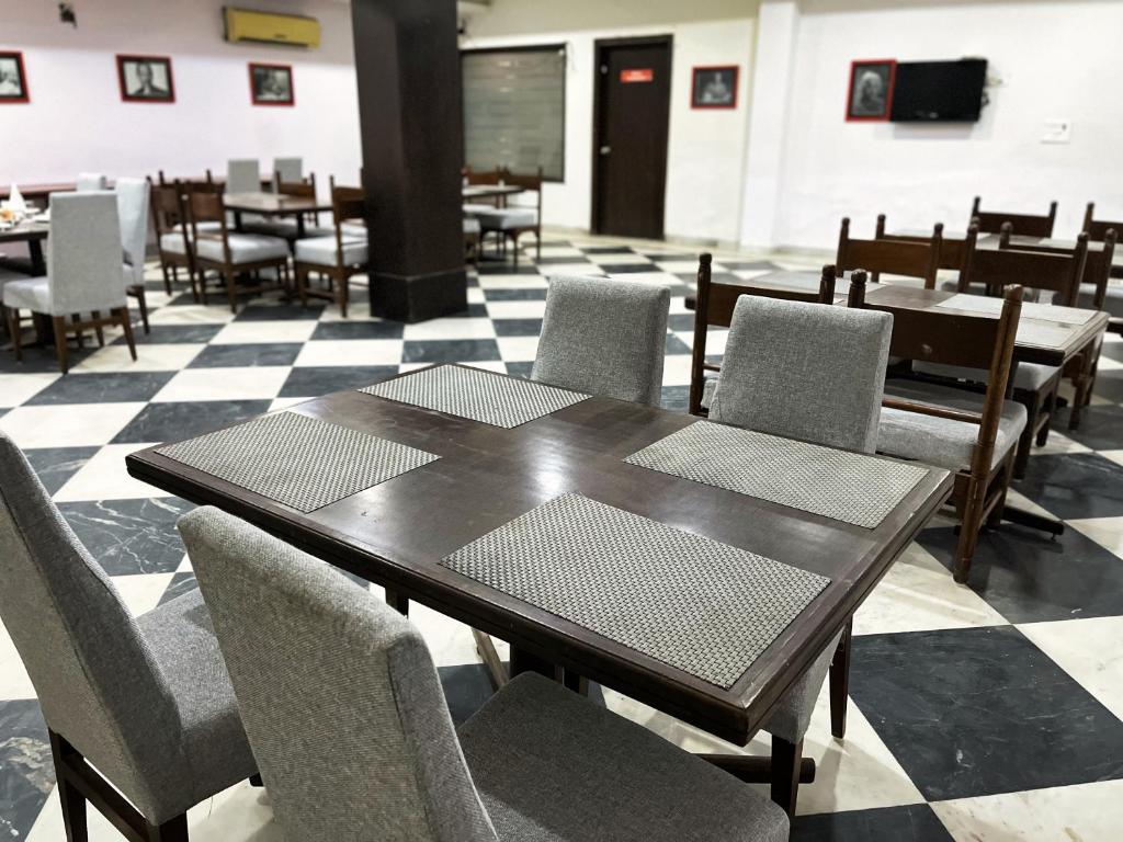 CLARKS INN EXPRESS JAIPUR