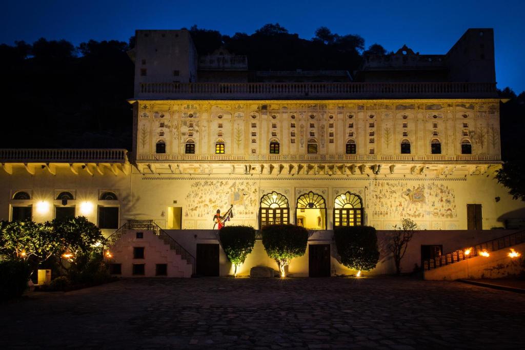 BARA BUNGALOW KALWAR, JAIPUR - A ROSAKUE COLLECTION